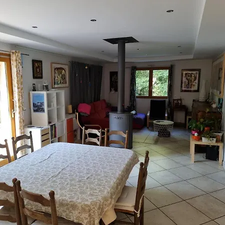 Casa vacanze Maison En Montagne Avec Piscine L'été La Combe-de-Lancey